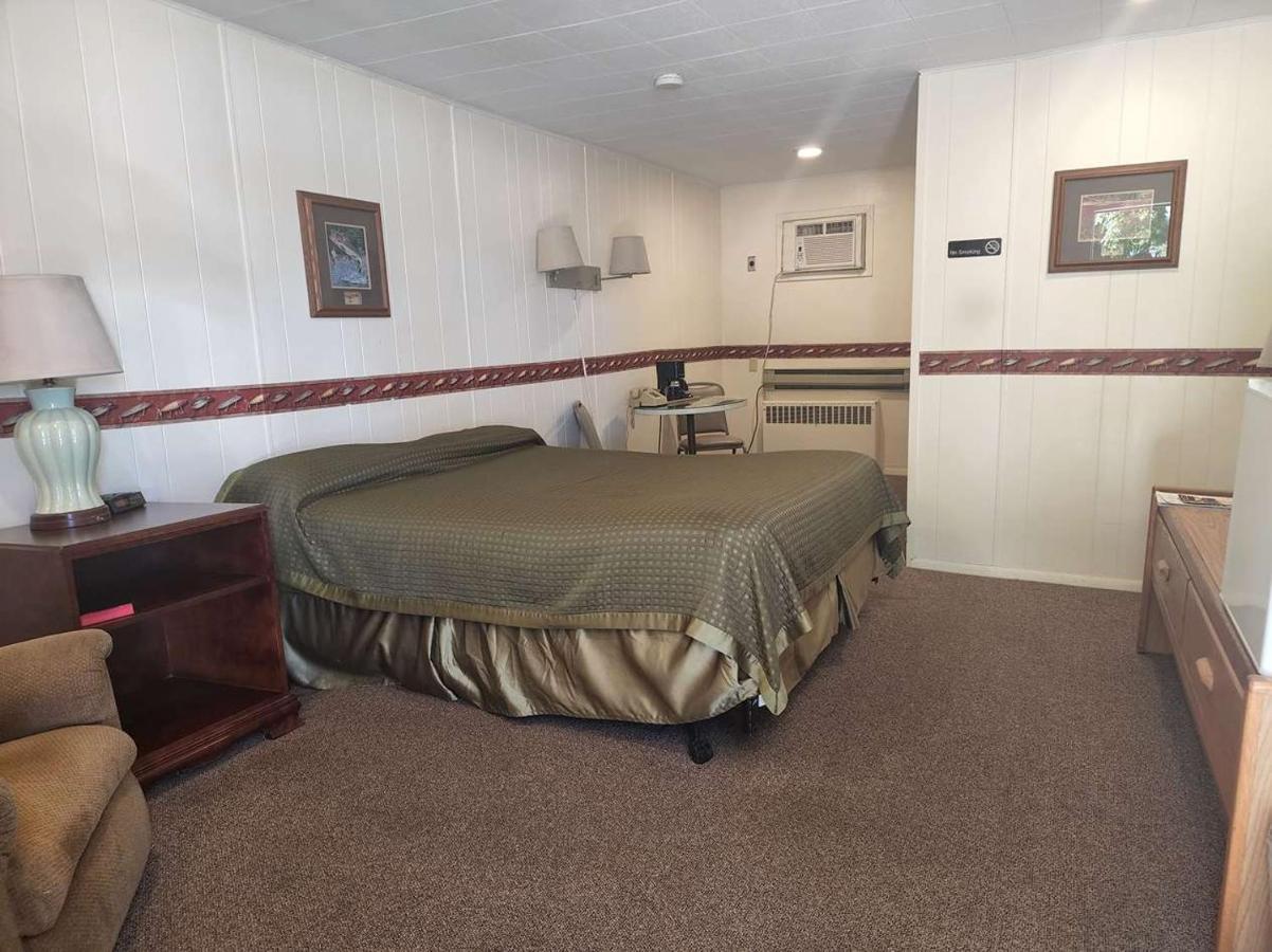 White Valley Motel Saint Charles Buitenkant foto